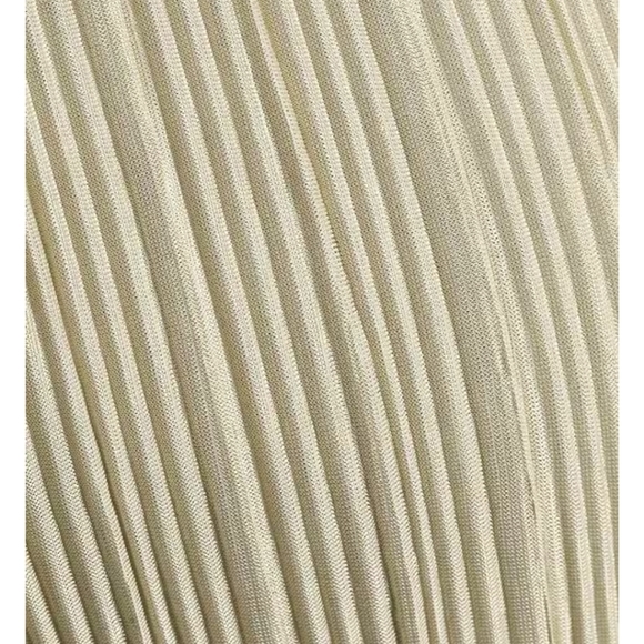 Gianni Bini Joni Plisse Elastic Waistband Coordinating Pants - Picture 4 of 14